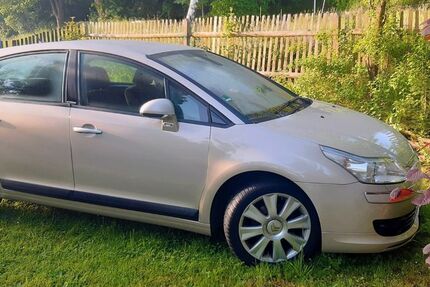 Citroen C4 113.000 km 2.000 &euro; Dresden 01109