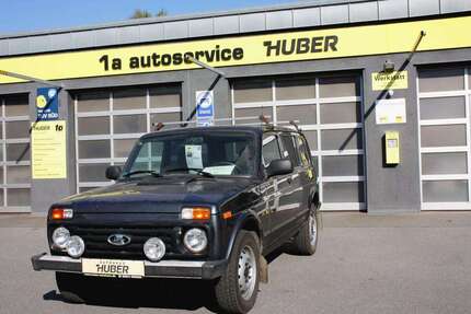 Lada Taiga 87.461 km 9.999 &euro; Bad Kötzting 93444