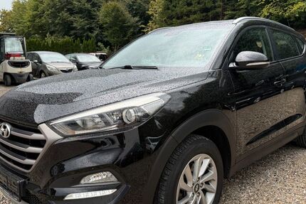 Hyundai TUCSON 138.000 km 12.500 &euro; Pfaffing-Forsting 83539