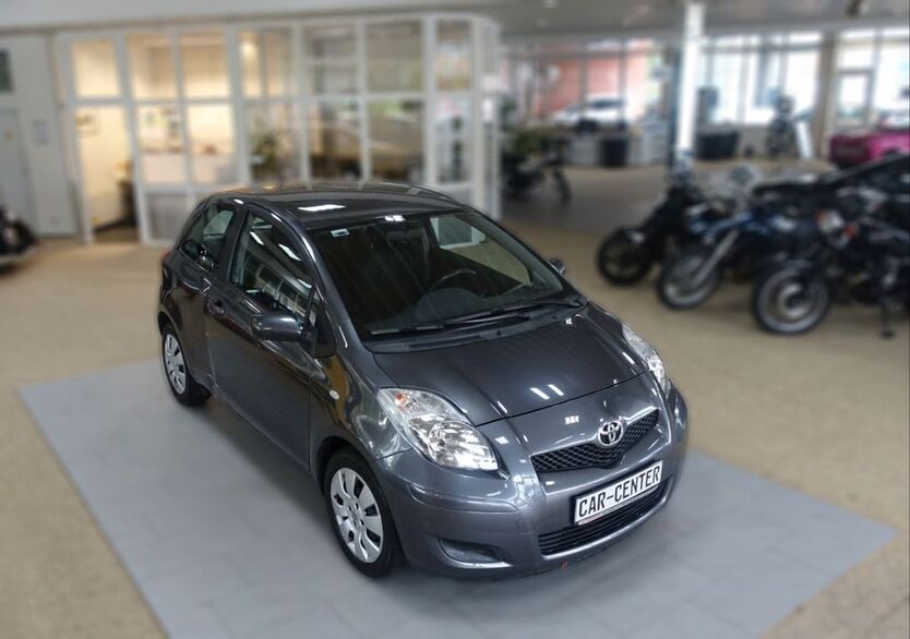 Toyota Yaris 89.271 km 1.650 € Stralsund 18435