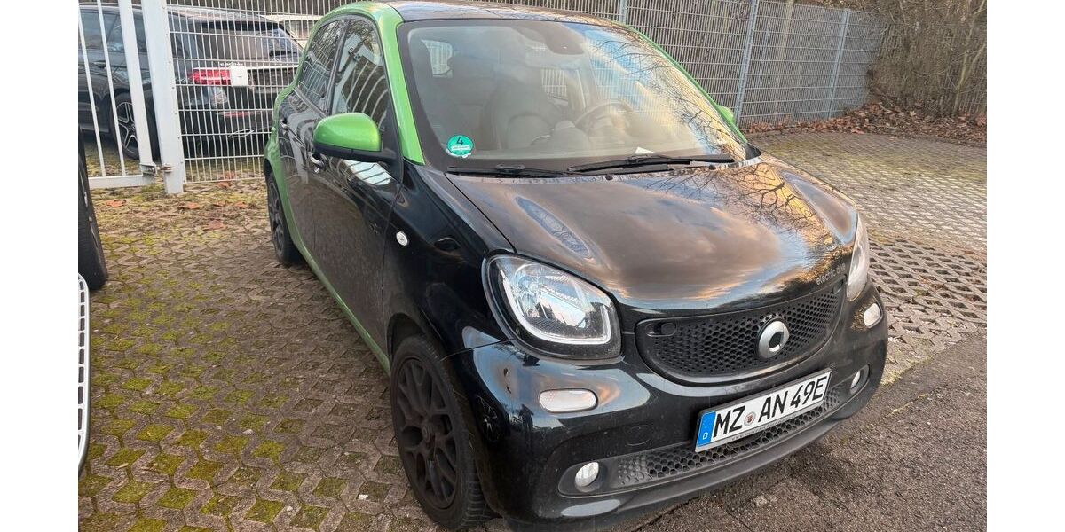 Smart ForFour 53.000 km 7.490 &euro; Stadecken-Elsheim 55271