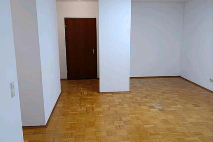 Wohnung Bruchsal - 2 Zimmer, 65 m&sup2;, 1.000&euro; | Angebot:25049661