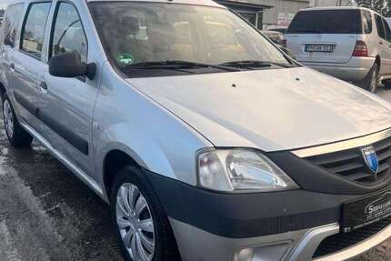 Dacia Logan 147.000 km 1.250 &euro; Seddiner See 14554
