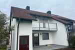 Doppelhaushälfte mit Garten und Garage