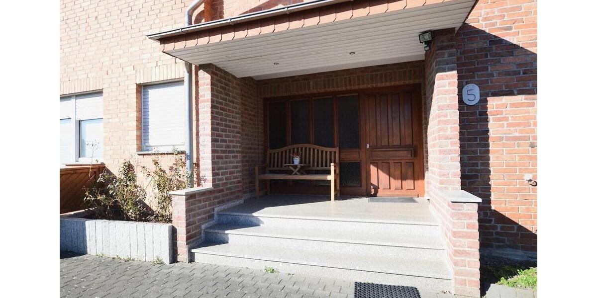 Etagenwohnung Borchen - 4 Zimmer, 97 m&sup2;, 595&euro; | Angebot:25479729