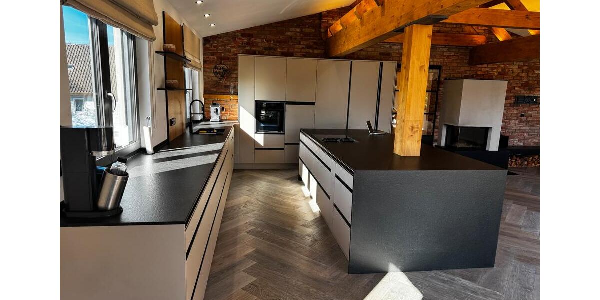 Dachgeschoßwohnung Stegaurach - 5 Zimmer, 180 m&sup2;, 2.300&euro; | Angebot:26288325