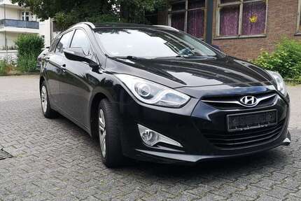 Hyundai i40 252.445 km 2.500 &euro; Recklinghausen 45657