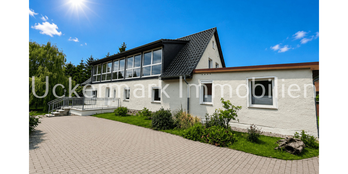 Einfamilienhaus Woldegk Bredenfelde - 8 Zimmer, 220 m&sup2;, 369.000&euro; | Angebot:26788101