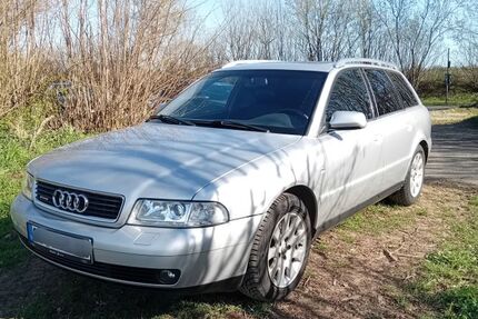 Audi A4 252.294 km 3.590 &euro; Ahrensburg 22926