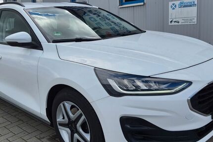 Ford Focus 124.000 km 12.450 &euro; Upgant- Schott 26529