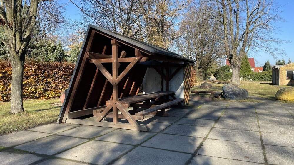Mehrfamilienhaus, Wohnhaus Schleife-Rohne Rohne - 1 Zimmer, 107 m&sup2;, 129.000&euro; | Angebot:25704958