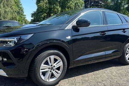 Opel Grandland (X) 25.626 km 17.989 &euro; Willebadessen 34439