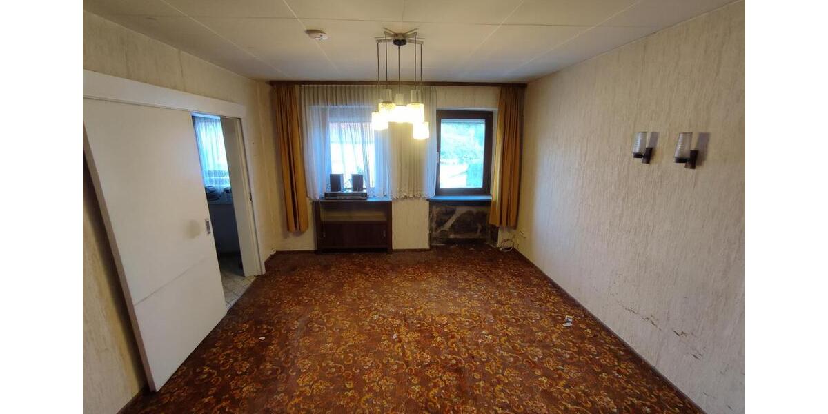 Einfamilienhaus Schiffweiler - 55.000&euro; | Angebot:26346612