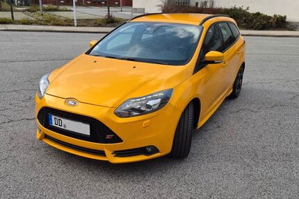 Ford Focus 115.000 km 11.500 &euro; Dresden 01109