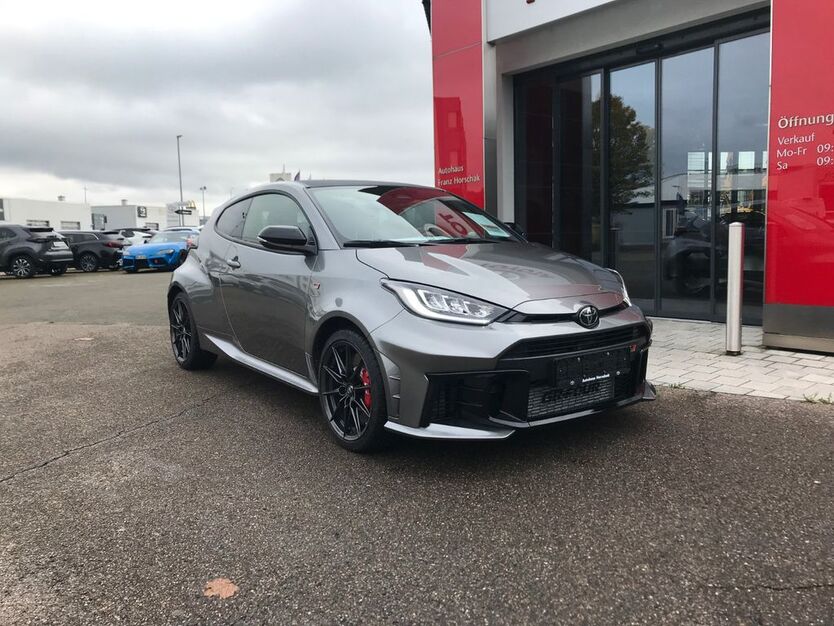 Toyota Yaris 6.000 km 48.990 € Göppingen 73037