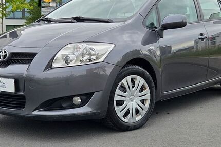 Toyota Auris 167.000 km 4.800 &euro; Köln (Ostheim) 51107