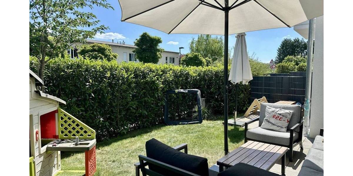 Luxuriöse Doppelhaushälfte mit exklusiver Ausstattung und Garage - OF-Buchrainviertel! 7 zimmer