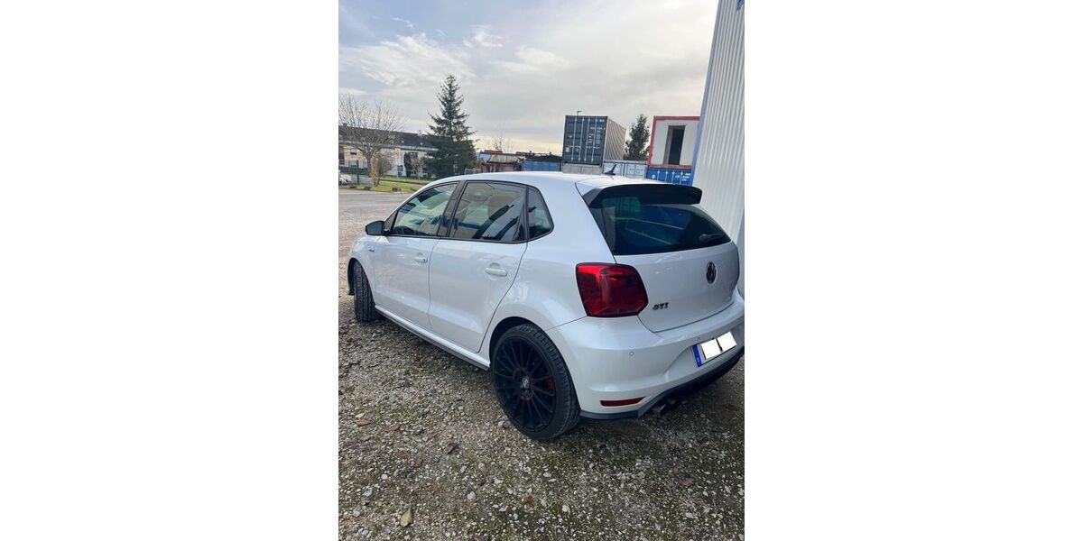 VW Polo 108.000 km 13.900 € Stuttgart 70619