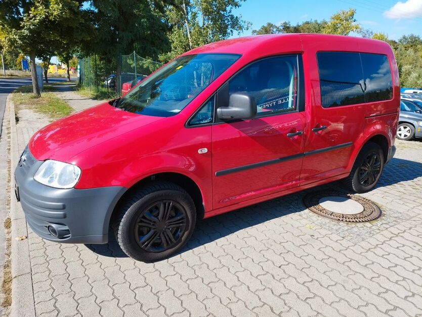 VW Caddy 285.182 km 2.490 € Mittenwalde 15749