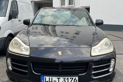 Porsche Cayenne 299.000 km 14.400 € Ludwigshafen 67063