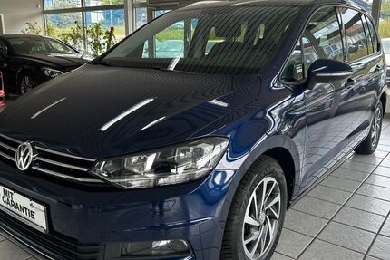 VW Touran 87.210 km 13.999 &euro; Kesselsdorf 01723