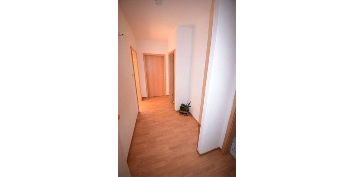 Etagenwohnung Riesa Pausitzer Delle - 3 Zimmer, 59 m&sup2;, 345&euro; | Angebot:25986303