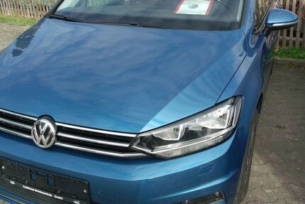 VW Touran 80.166 km 18.490 &euro; Strahwalde 02747