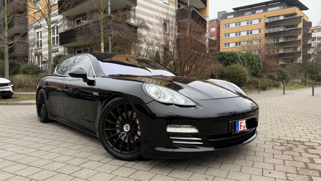 Porsche Panamera 259.741 km 17.490 &euro; Frankfurt am Main 60486