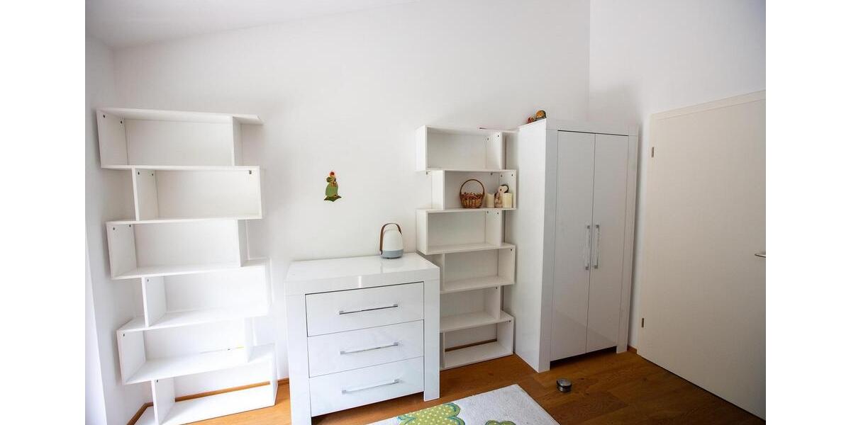 Doppelhaushälfte Wörthsee - 5 Zimmer, 174 m&sup2;, 3.290&euro; | Angebot:25416268