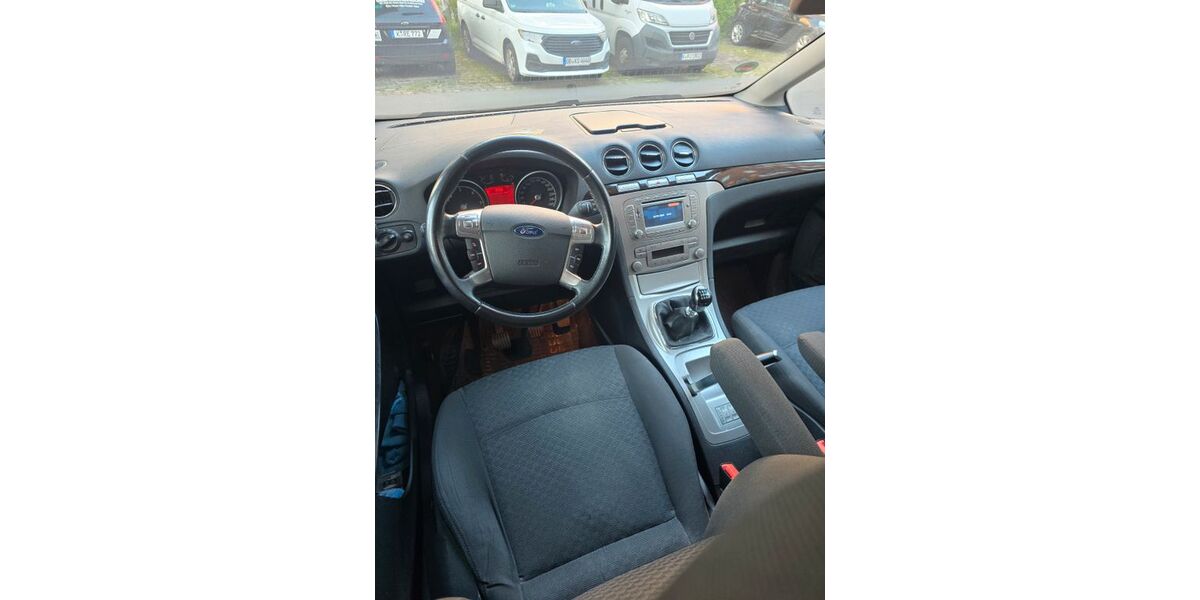 Ford Galaxy 233.000 km 6.500 &euro; Köln 51063