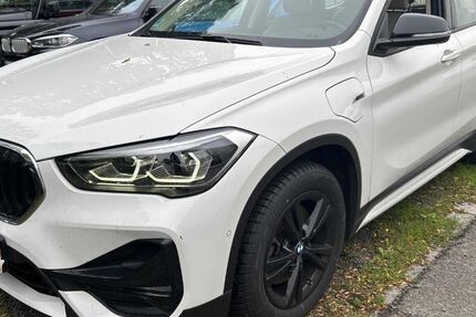 BMW X1 73.000 km 24.950 € München 81825