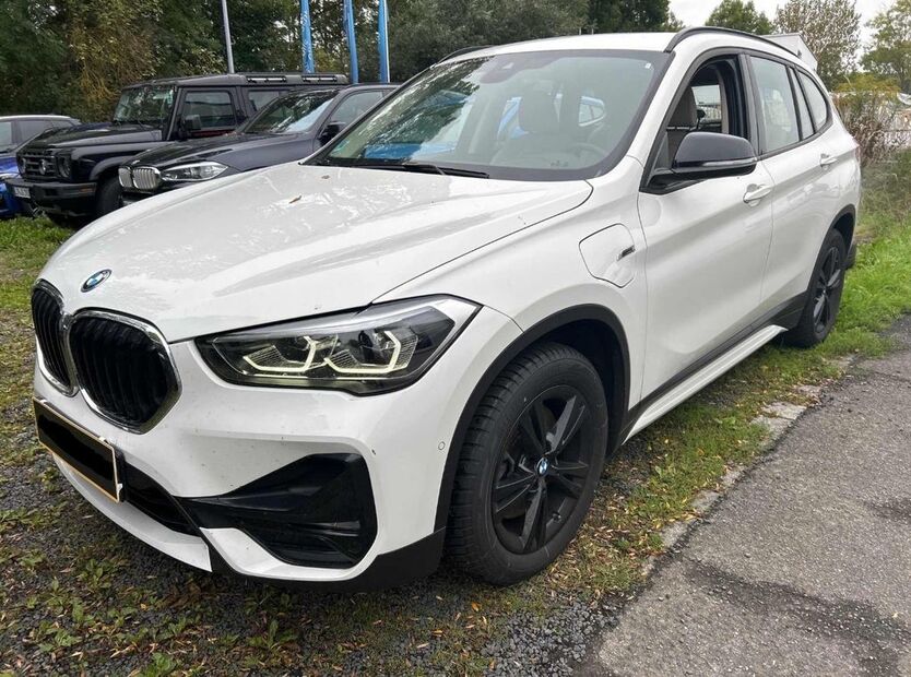 BMW X1 73.000 km 24.950 € München 81825