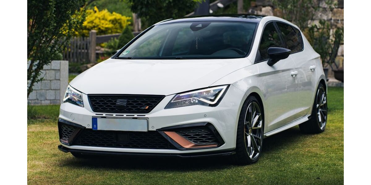 Seat Leon 120.000 km 19.900 &euro; Saalfeld 07318