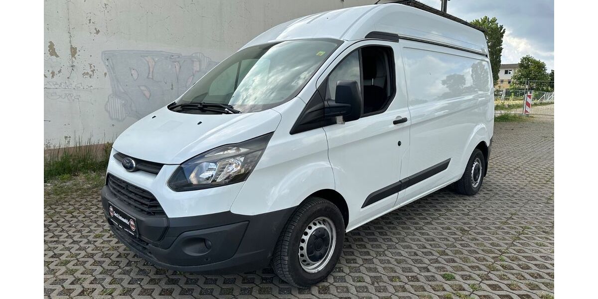 Ford Transit Custom 223.460 km 7.990 &euro; Berlin OT Alt-Hohenschönhausen 13055