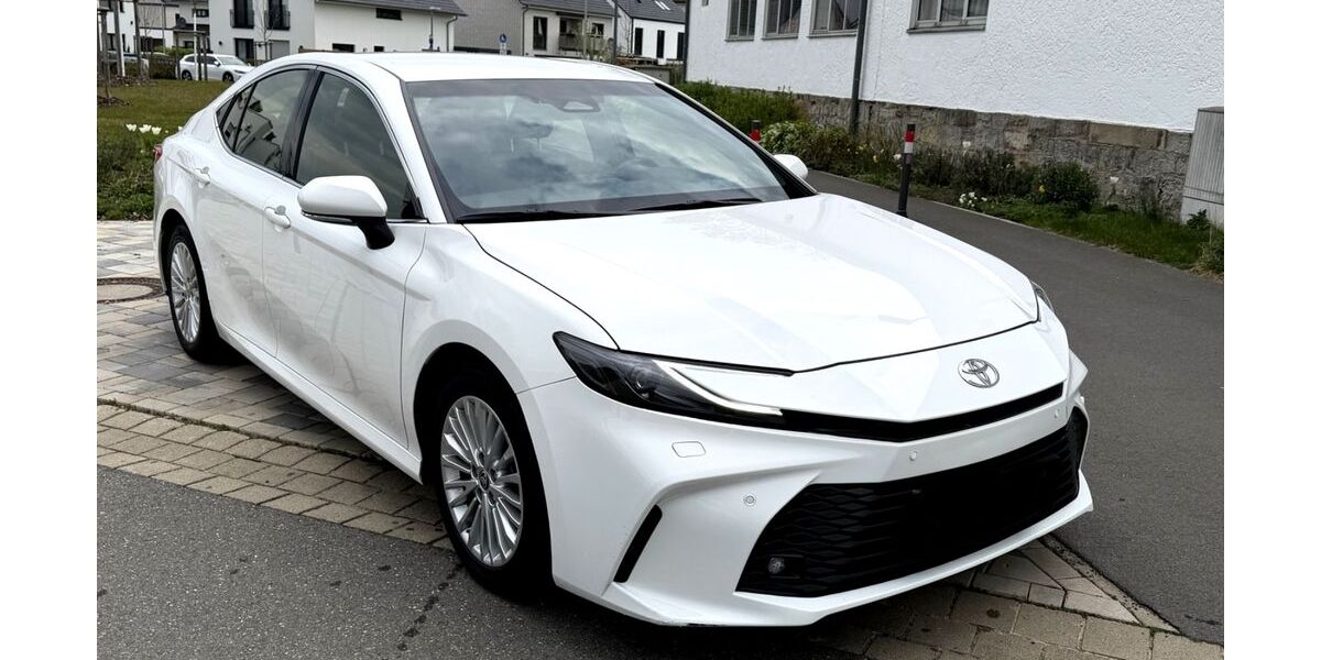 Toyota Camry 43.786 km 24.800 &euro; Peine 31224