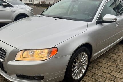 Volvo S80 242.139 km 3.900 &euro; Kirchberg 55481