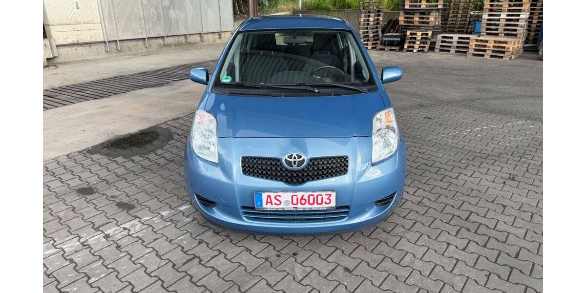 Toyota Yaris 150.000 km 2.500 &euro; Sulzbach-Rosenberg 92237