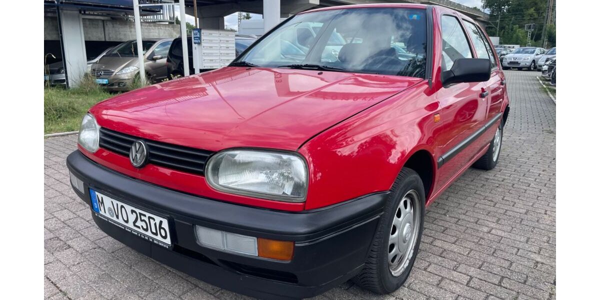 VW Golf 75.451 km 2.999 &euro; Muenchen 81825