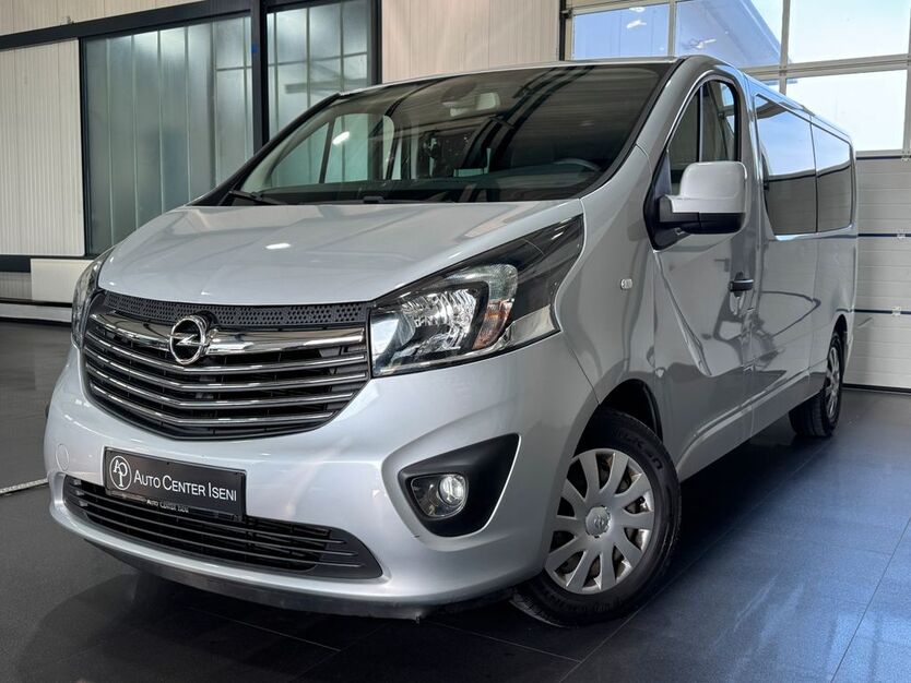 Opel Vivaro 163.988 km 19.480 € Spaichingen 78549