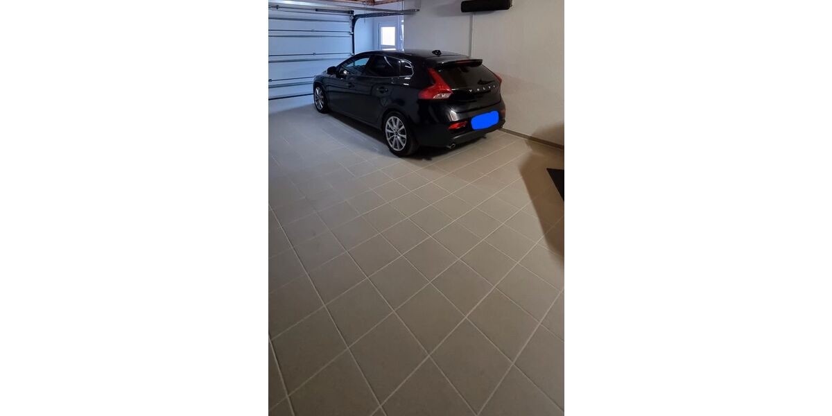Volvo V40 195.000 km 8.700 &euro; Rhoden 38835