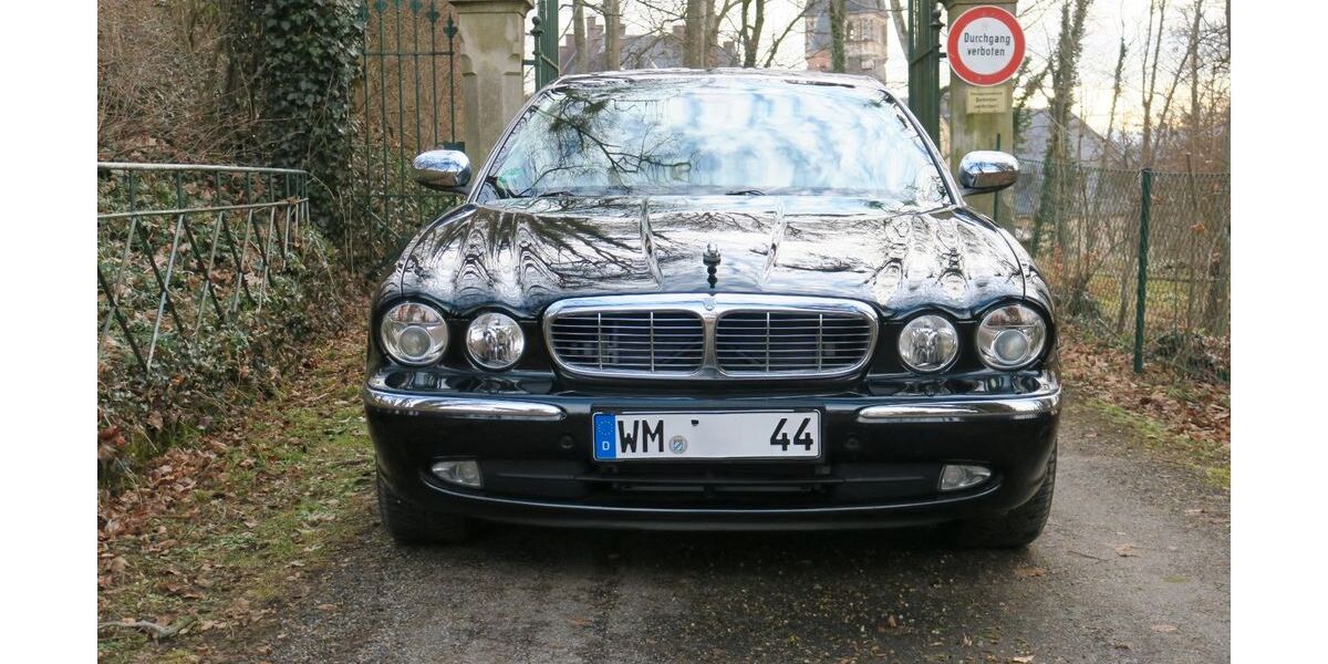 Jaguar XJ8 159.000 km 22.222 &euro; Pähl 82396
