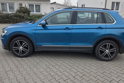 VW Tiguan 147.000 km 18.000 € Rüsselsheim 65428