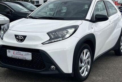 Toyota Aygo (X) 46.900 km 12.790 € Villingen-Schwenningen 78056