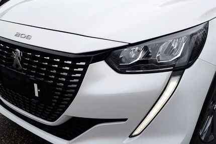 Peugeot 208 80.000 km 11.950 &euro; Ludwigsburg 71642