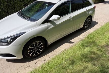 Hyundai i40 132.000 km 11.250 &euro; Havixbeck 48329