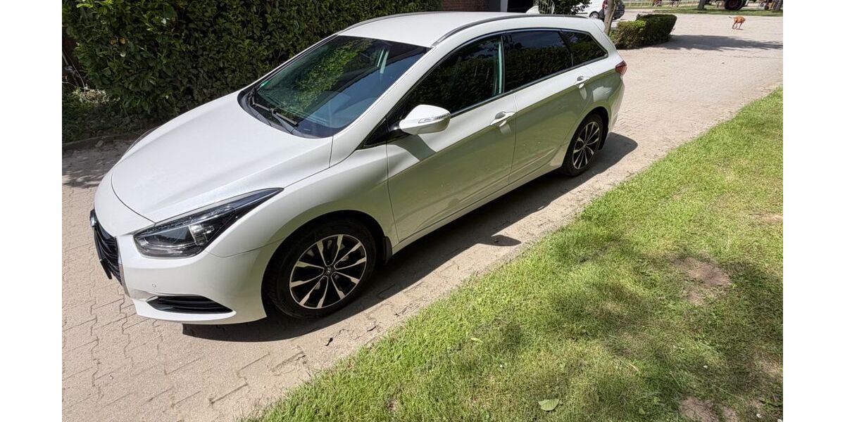 Hyundai i40 132.000 km 11.250 &euro; Havixbeck 48329