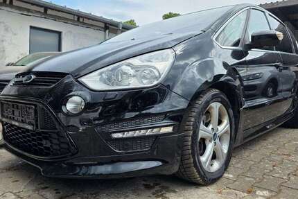 Ford S-Max 112.500 km 8.999 &euro; Warendorf 48147