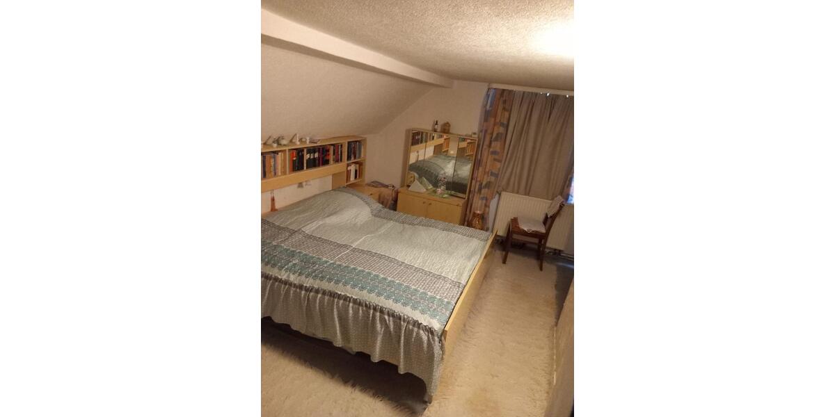 Einfamilienhaus Neuhaus am Rennweg - 4 Zimmer, 90 m&sup2;, 900&euro; | Angebot:24865025