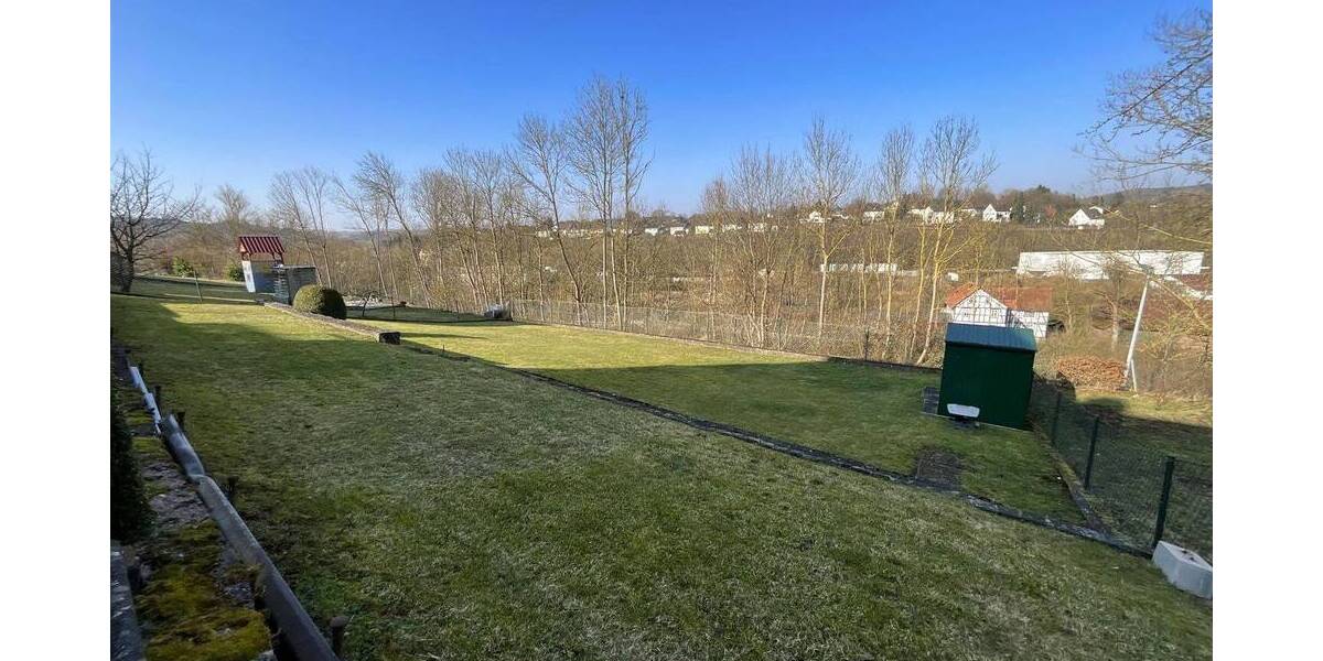 Einfamilienhaus Sontra - 7 Zimmer, 147 m&sup2;, 110.000&euro; | Angebot:26257461