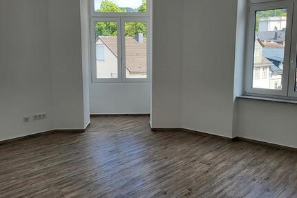 Großzügige 4-Zimmer-Wohnung mit hochwertiger Ausstattung 4 zimmer